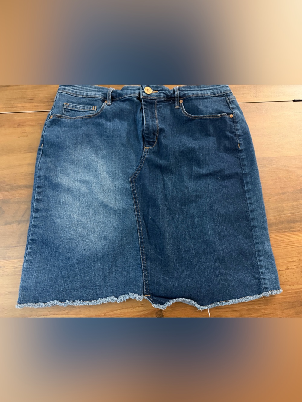 WONDERLAND Two-Tone Dark and Medium Blue Denim Pencil Skirt
